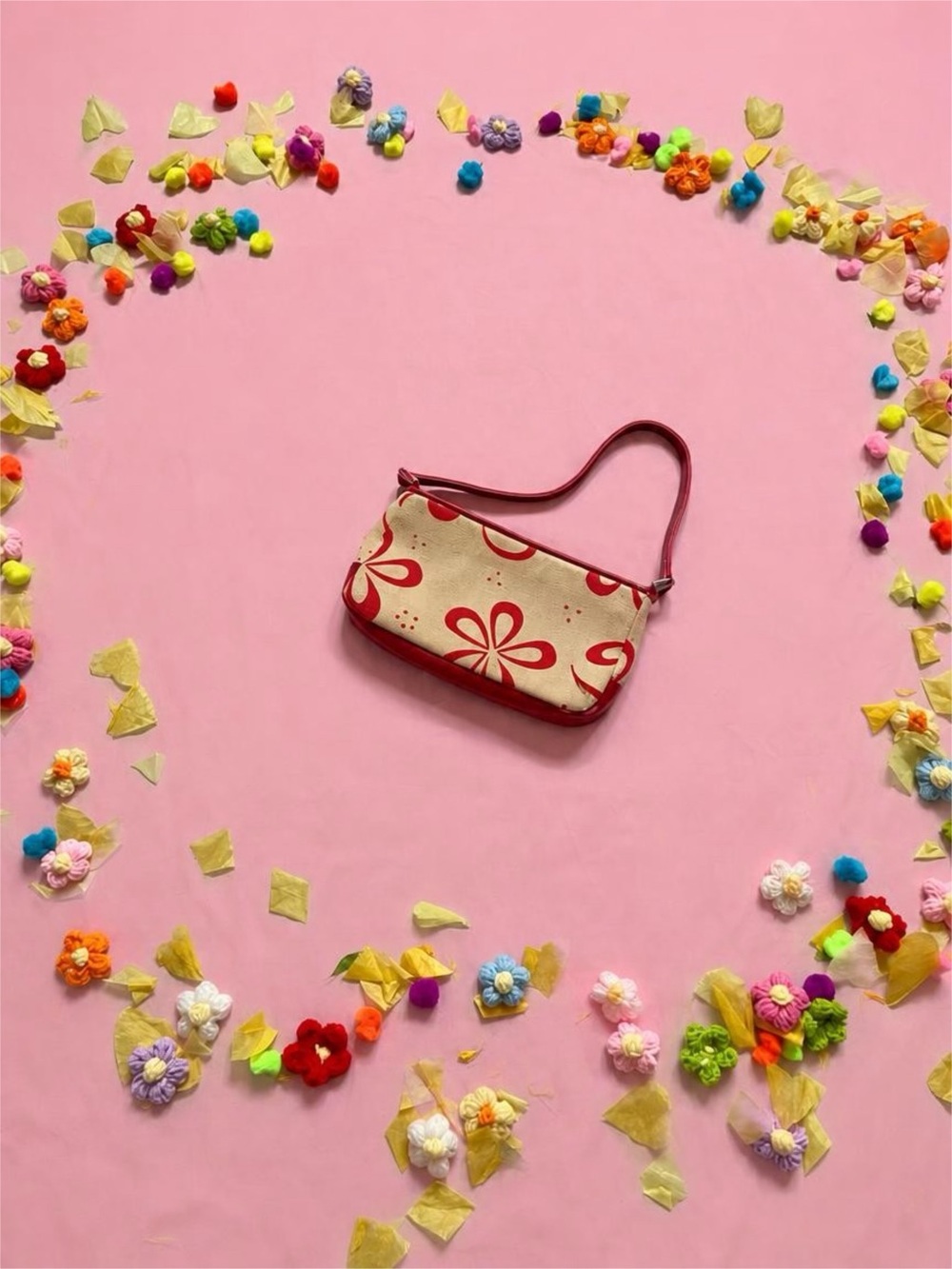 Canvas Floral-Print Shoulder Bag in Red and Cream